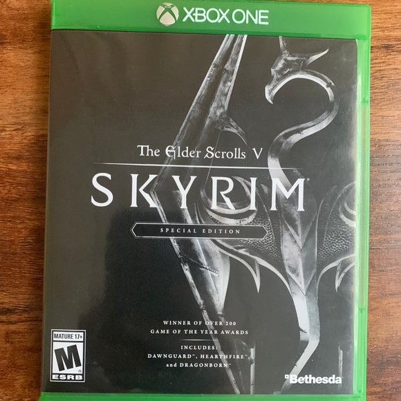 Elder Scrolls V: Skyrim Special Edition for Xbox One - Picture 1 of 3